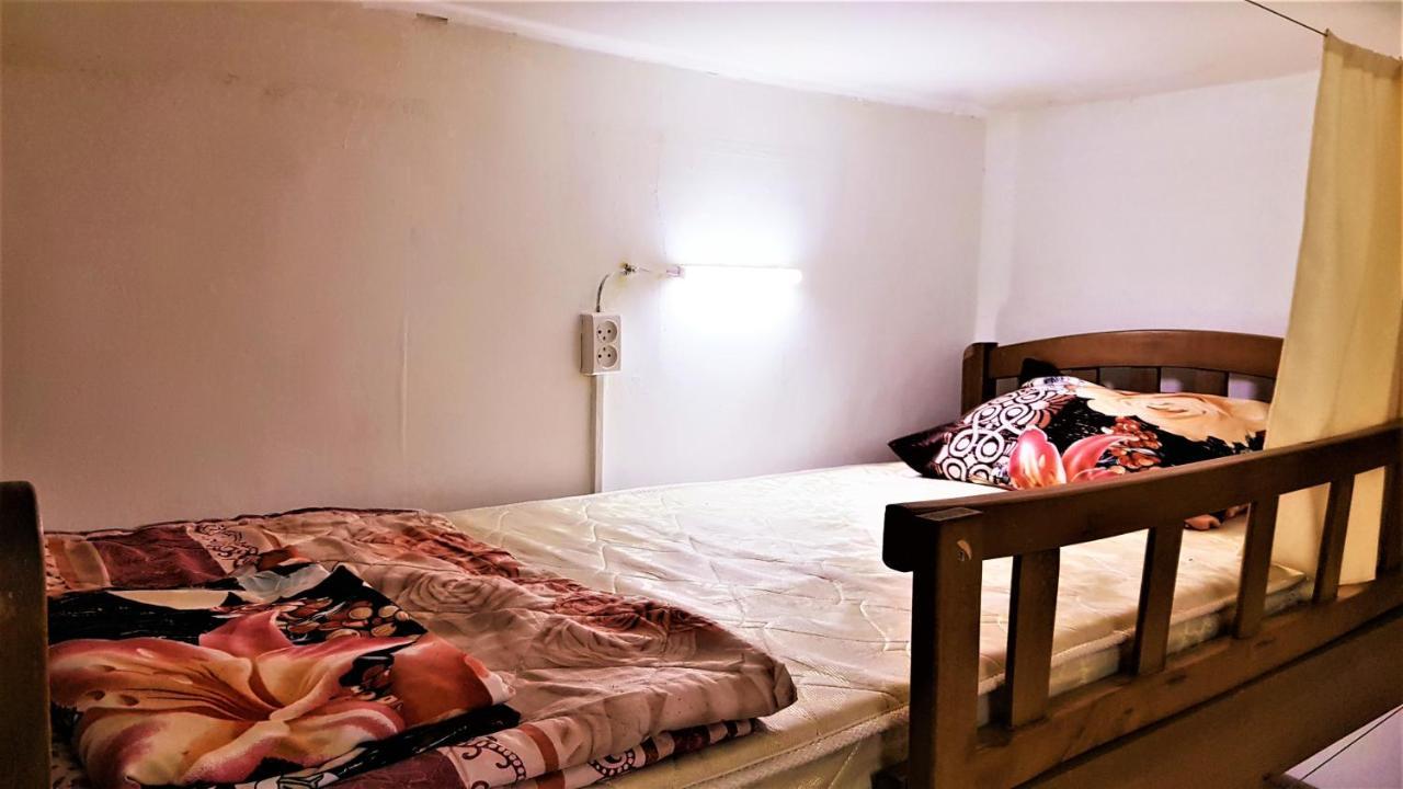 Backpackers Hostel Tbilisi Eksteriør billede