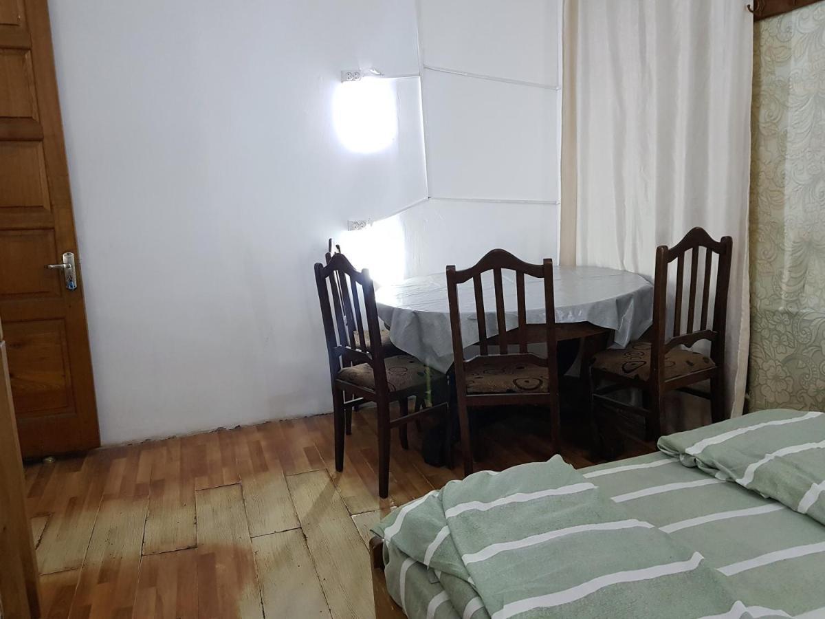 Backpackers Hostel Tbilisi Eksteriør billede