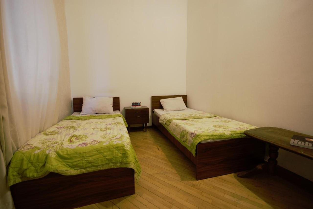 Backpackers Hostel Tbilisi Eksteriør billede